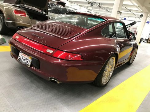 Used 1998 Porsche 911 Carrera S image 80