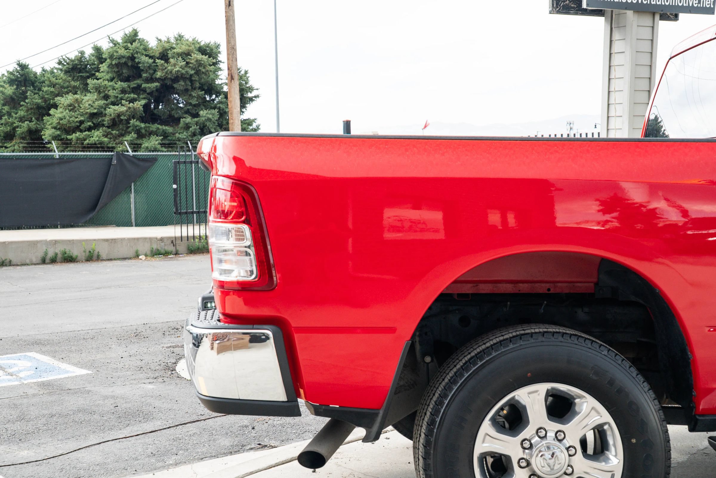 Used 2024 RAM 2500 Big Horn w/ Bed Utility Group AWD/4WD image 11