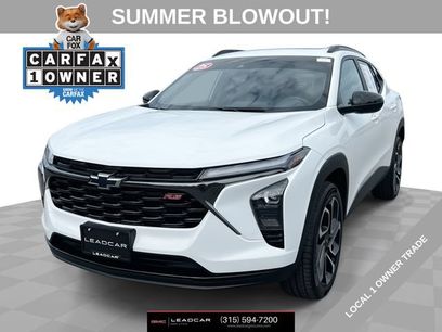 Used 2025 Chevrolet Trax RS w/ Sunroof Package