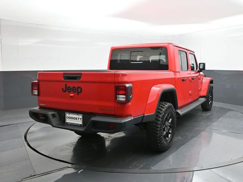 New 2025 Jeep Gladiator Sport image 11