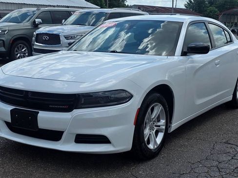 Used 2023 Dodge Charger SXT RWD image 7