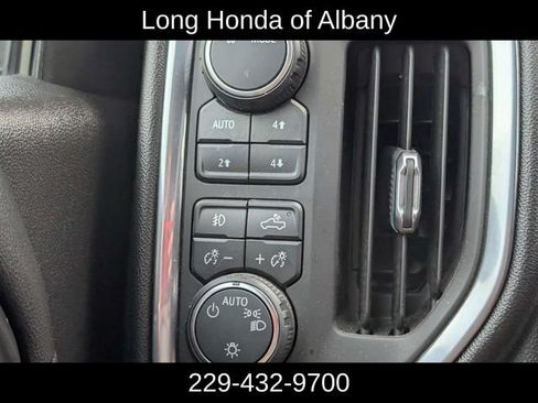 Used 2021 Chevrolet Silverado 1500 LT Trail Boss w/ Convenience Package II AWD/4WD image 27