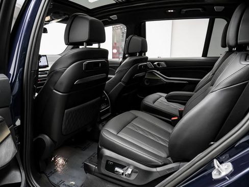 Used 2024 BMW ALPINA XB7 AWD/4WD image 36