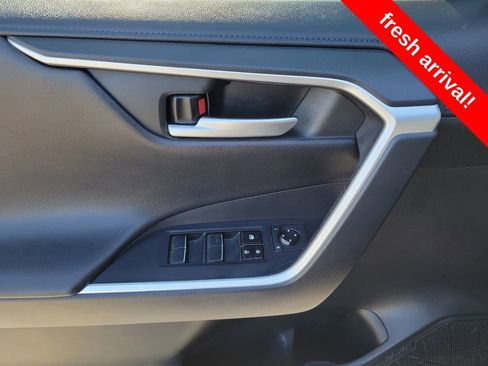 Used 2019 Toyota RAV4 XSE image 22
