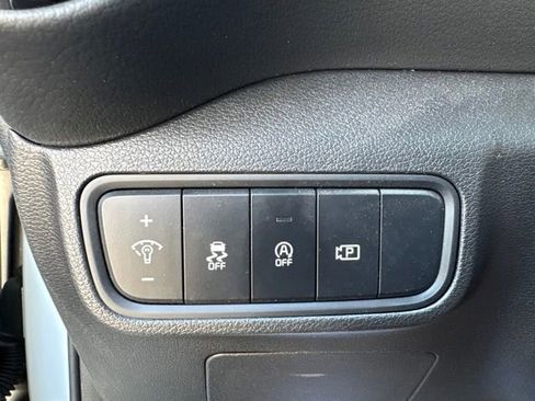 Certified 2024 Kia Soul S FWD image 24
