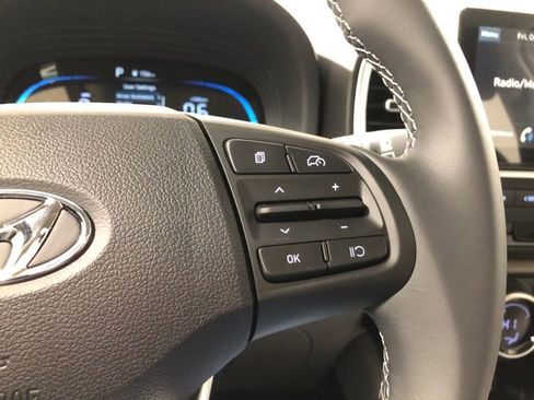 New 2026 Hyundai Venue SEL FWD image 23