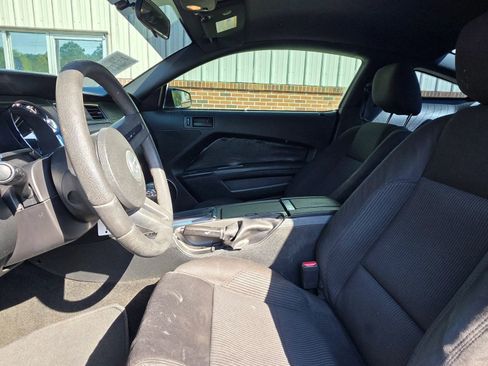 Used 2012 Ford Mustang Coupe image 11