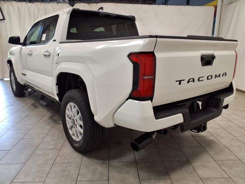 New 2026 Toyota Tacoma SR5 RWD image 7