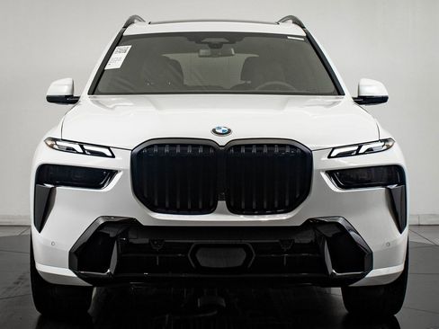 New 2026 BMW X7 xDrive40i w/ M Sport Package image 2