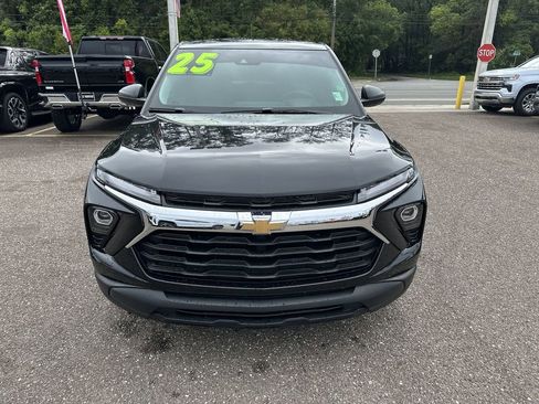 Used 2025 Chevrolet TrailBlazer LS w/ LS Convenience Package FWD image 11