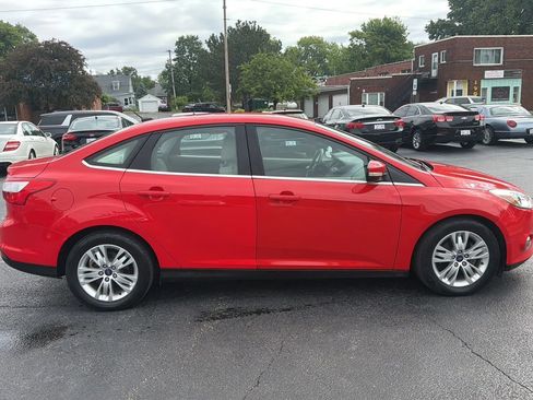 Used 2012 Ford Focus SEL FWD image 4