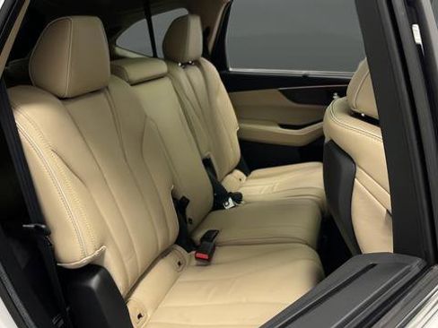 Used 2023 Acura MDX SH-AWD w/ Advance Package image 24
