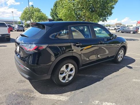 Used 2025 Honda HR-V LX image 5