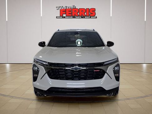 New 2026 Chevrolet Trax RS w/ Sunroof Package FWD image 10