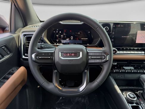 New 2026 GMC Canyon AT4 AWD/4WD image 14