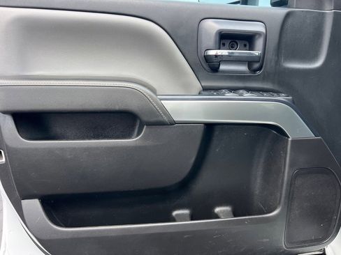 Used 2018 Chevrolet Silverado 2500 LT w/ LT Fleet Convenience Package image 11