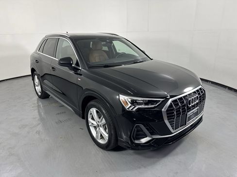 Used 2022 Audi Q3 2.0T Premium Plus w/ Premium Plus Package AWD/4WD image 28