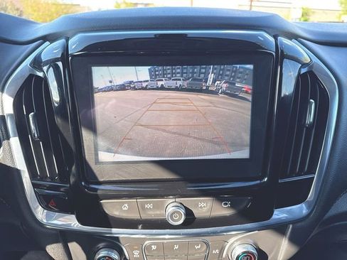 Used 2019 Chevrolet Traverse LT AWD/4WD image 14