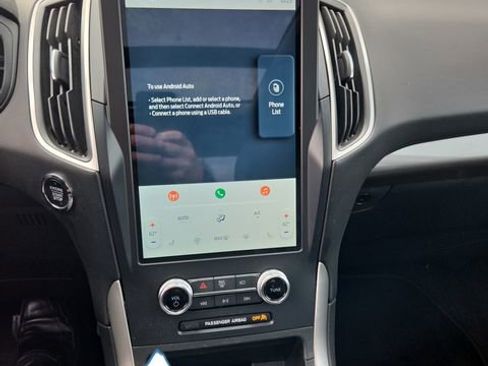 Used 2024 Ford Edge SEL w/ Convenience Package image 21