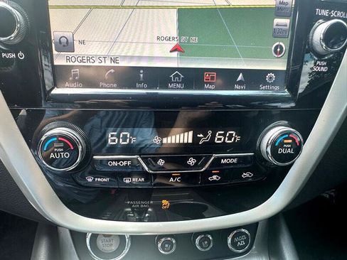 Used 2017 Nissan Murano Platinum w/ Platinum Technology Package image 31