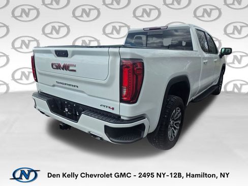 Used 2022 GMC Sierra 1500 AT4 w/ AT4 Preferred Package AWD/4WD image 2