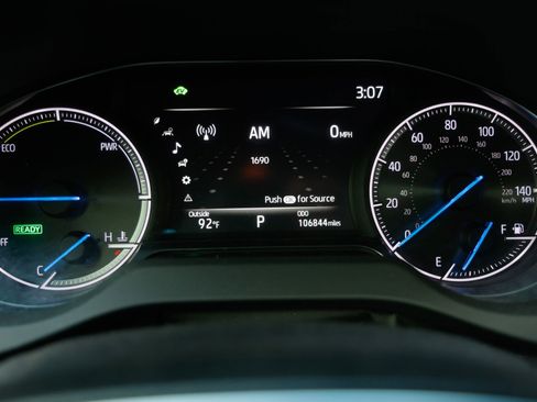 Used 2021 Toyota Venza XLE w/ Softex Package image 29