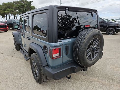 Used 2024 Jeep Wrangler Unlimited Sport AWD/4WD image 5