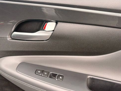 Used 2023 Hyundai Santa Fe SEL w/ Premium Package image 15