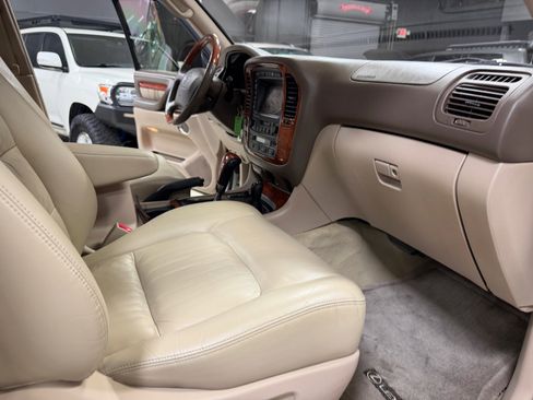 Used 2001 Lexus LX 470 4WD image 26