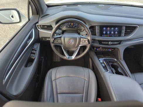 Used 2024 Buick Enclave Premium image 14