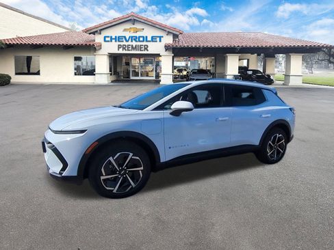 New 2026 Chevrolet Equinox EV LT image 4