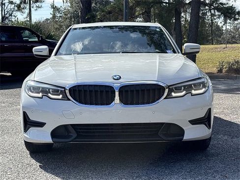 Used 2022 BMW 330i Sedan w/ Driving Assistance Package image 24