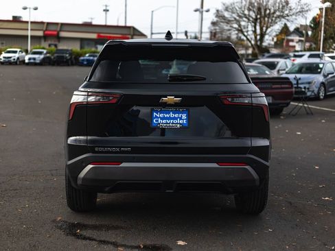 New 2026 Chevrolet Equinox LT w/ LPO, Floor Liner Package image 31
