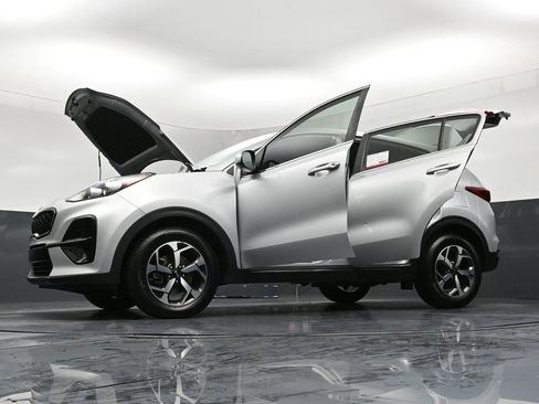 Used 2020 Kia Sportage LX image 40