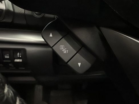 Used 2022 Subaru Forester Premium image 24