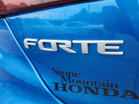 Certified 2023 Kia Forte GT-Line w/ GT-Line Technology Package FWD image 7
