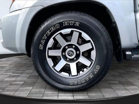 Used 2007 Toyota 4Runner SR5 image 34