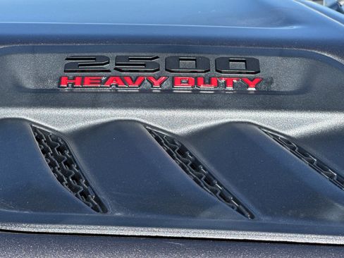 New 2026 RAM 2500 Laramie AWD/4WD image 25