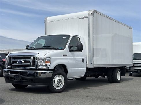 New 2024 Ford E-450 and Econoline 450 Super Duty w/ Power Windows & Locks Group image 69