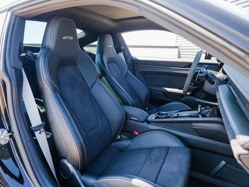 Certified 2024 Porsche 911 Carrera GTS image 28