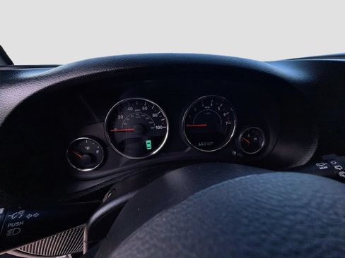 Used 2016 Jeep Wrangler Sport w/ Connectivity Group AWD/4WD image 36