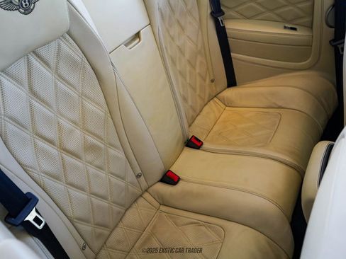 Used 2014 Bentley Continental GT image 40