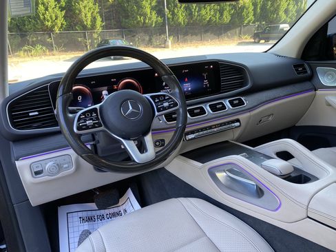 Used 2020 Mercedes-Benz GLE 450 4MATIC image 35