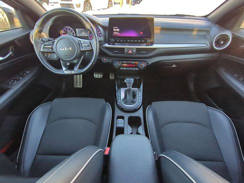 Used 2023 Kia Forte GT-Line w/ GT-Line Premium Package image 15