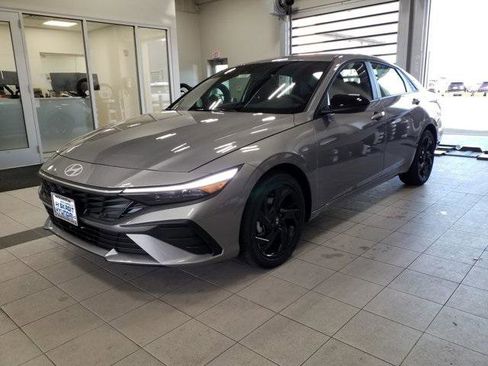 New 2026 Hyundai Elantra Sport image 2