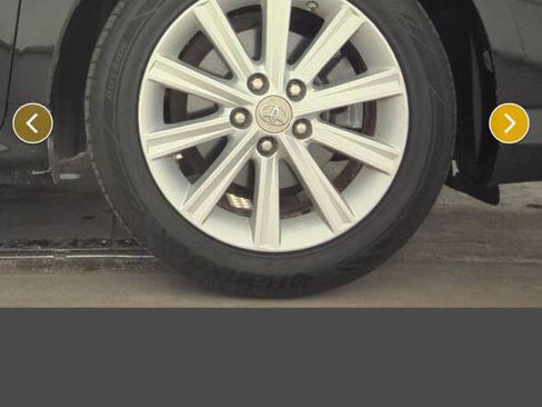 Used 2012 Toyota Camry XLE image 8