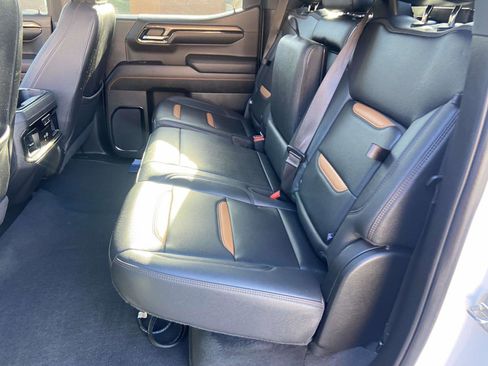 Certified 2023 GMC Sierra 1500 AT4 w/ Technology Package image 5