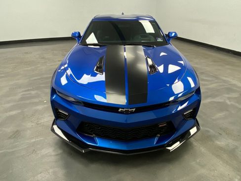 Used 2016 Chevrolet Camaro SS RWD image 9