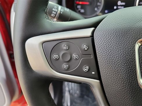 Used 2024 GMC Terrain SLT w/ Tech Package image 21