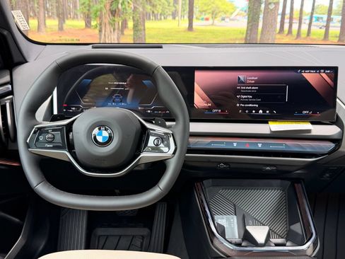 New 2026 BMW X3 xDrive30i w/ Premium Package AWD/4WD image 3